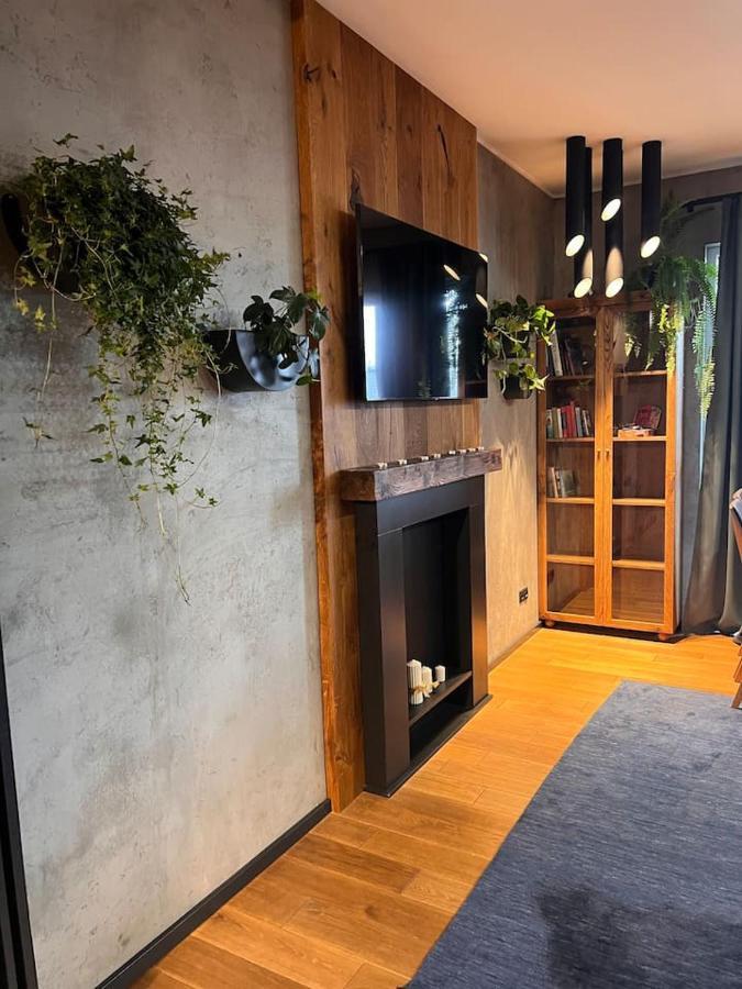Апартаменты Lake Park Apartament With Free Parking Airport Netflix Варшава Экстерьер фото