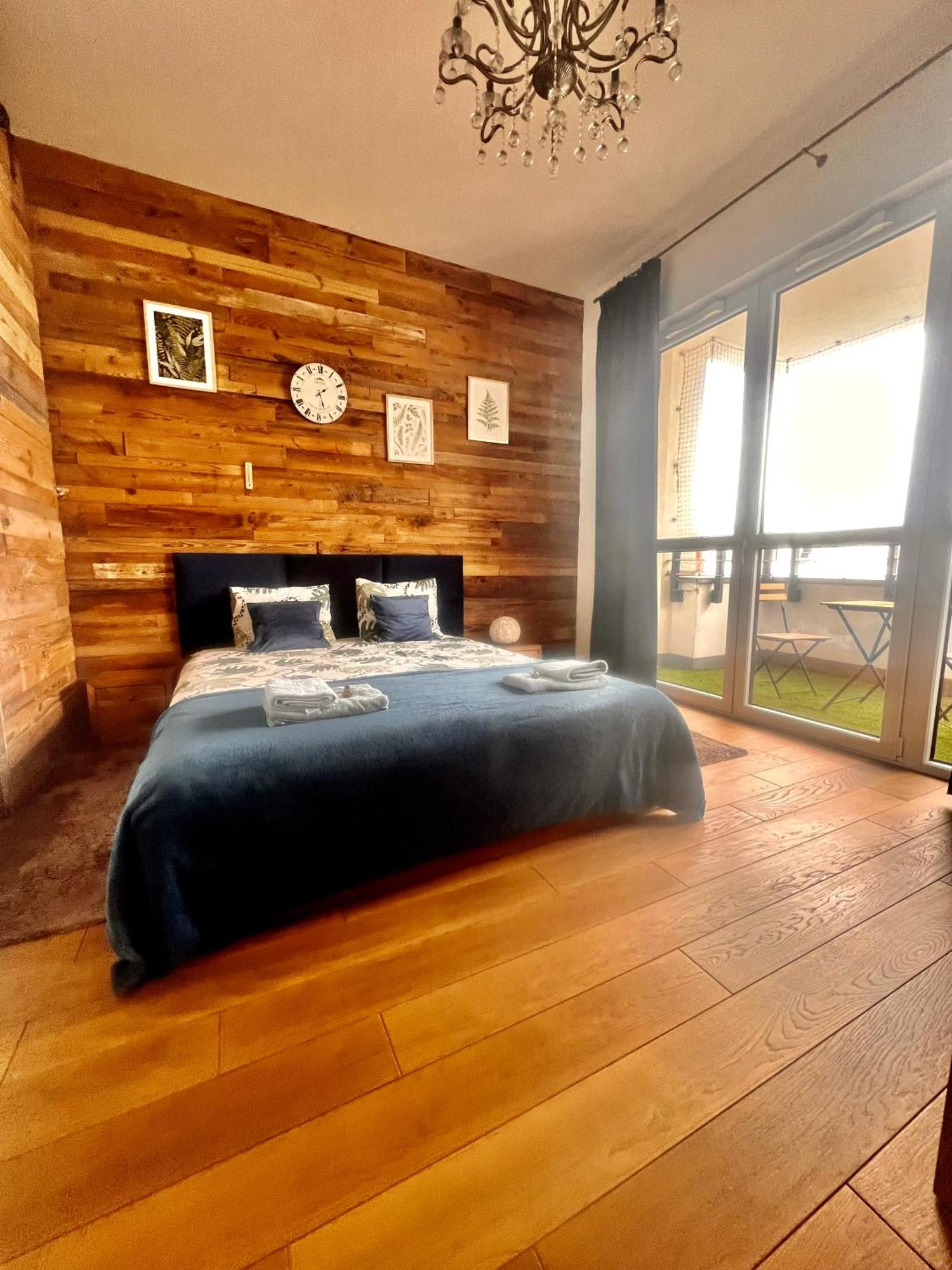 Апартаменты Lake Park Apartament With Free Parking Airport Netflix Варшава Экстерьер фото