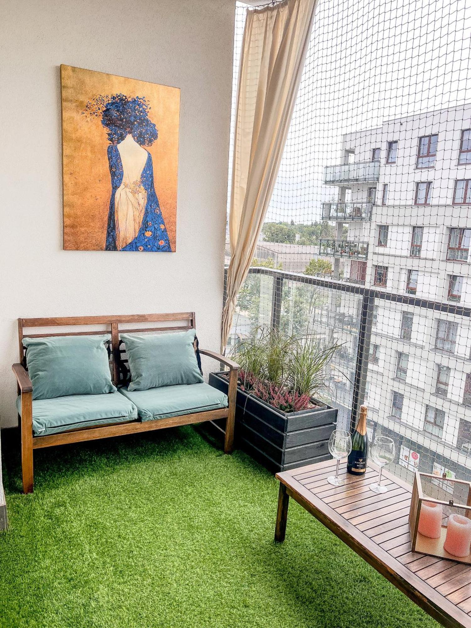 Апартаменты Lake Park Apartament With Free Parking Airport Netflix Варшава Экстерьер фото